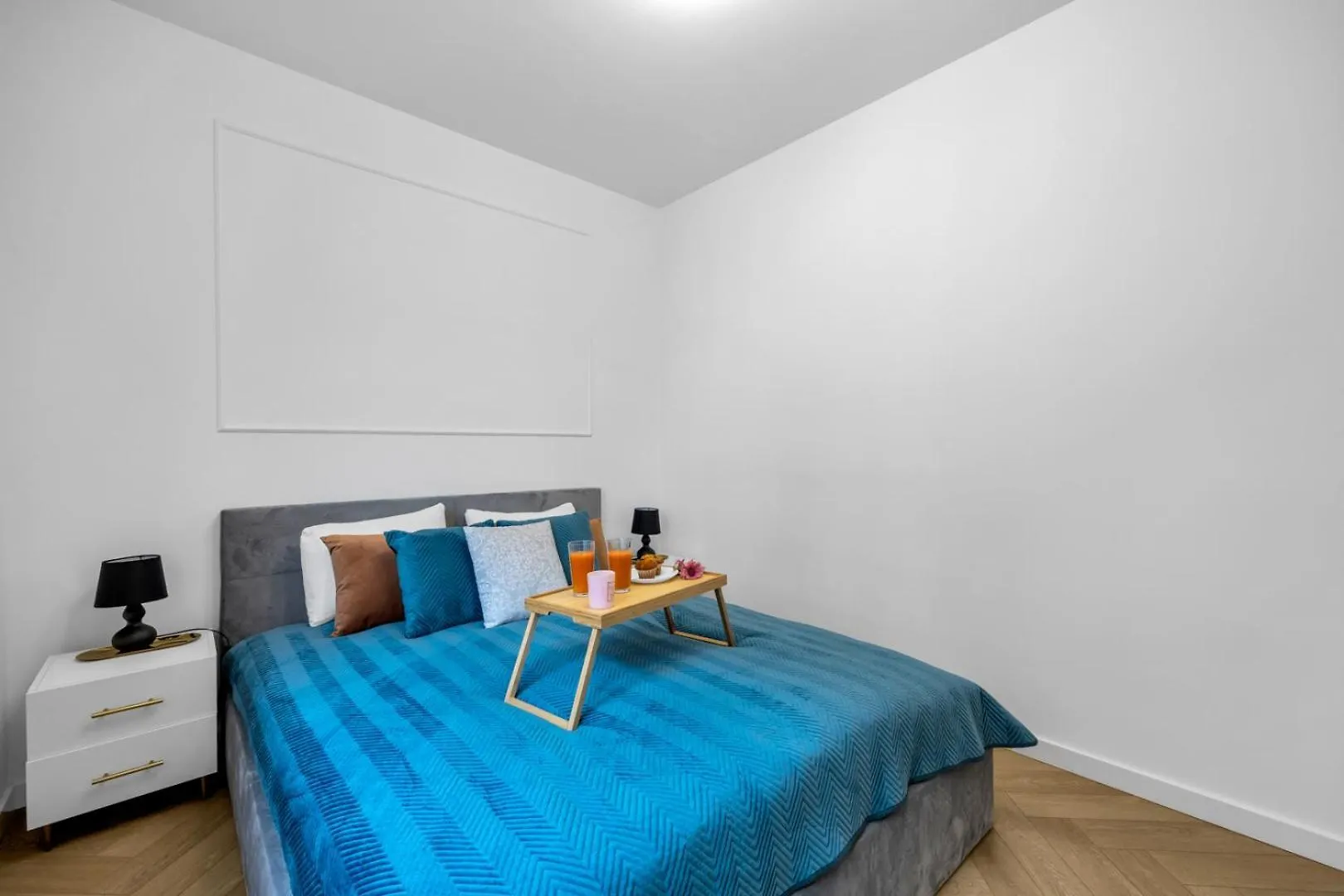 61M2 Wlochy Apt - Parking, Gym, Balcony, Workspace - By Rentujemy Warszawa Apartament